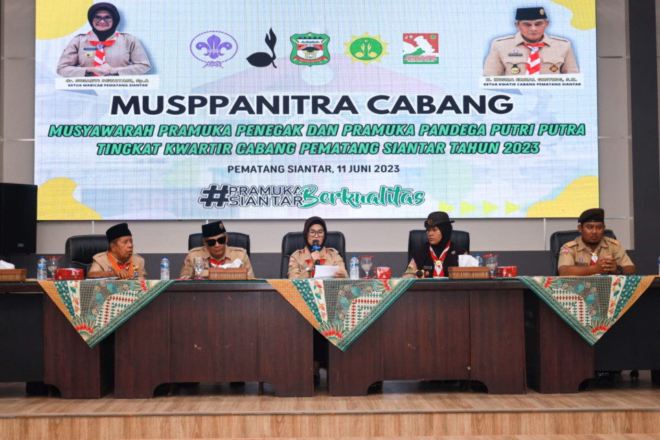 Susanti Apresiasi Musppanitera Kwarcab Pramuka Pematang Siantar